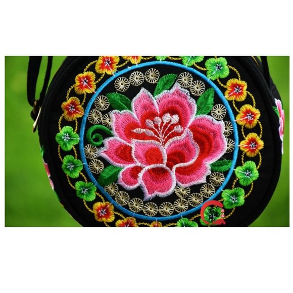 Embroidered Round Shoulder Bag Bright Multi Color Floral bag adjustable strap - Picture 5 of 7